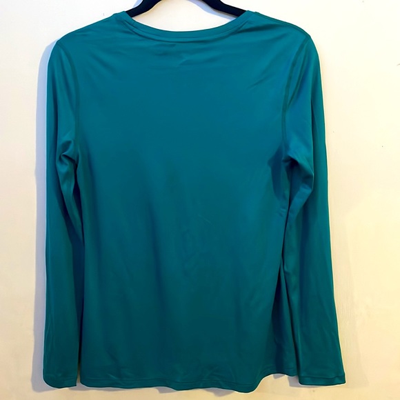 Teal long sleeve top dri-fit - Picture 2 of 3